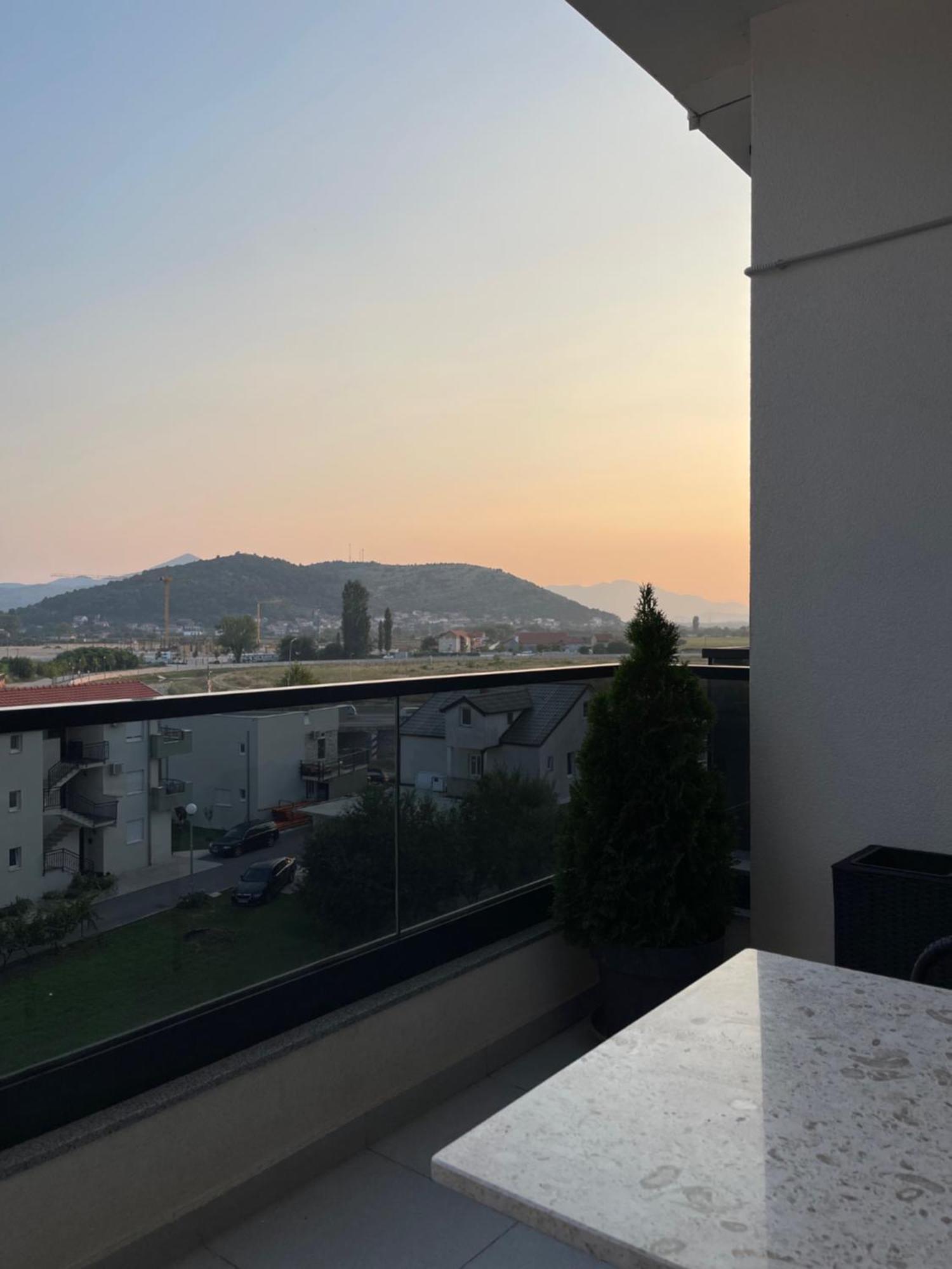 Vista Apartment Trebinje Luaran gambar
